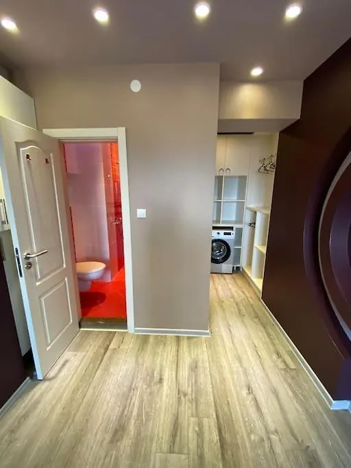 Modern 1Br Apartment With Hill View & Free Street Parking Plovdiv